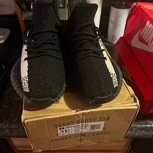 Yeezy adidas 350 v2 boost oreo